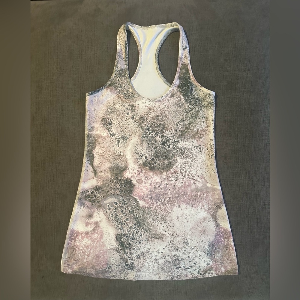 🍋 Lululemon cool racerback